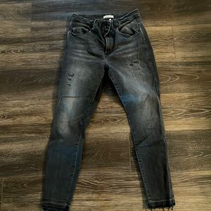 Women’s Good American jeans - good curve crop size 10